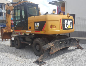 CAT<sup>®</sup> Rental M317D2 Hydraulic Excavator